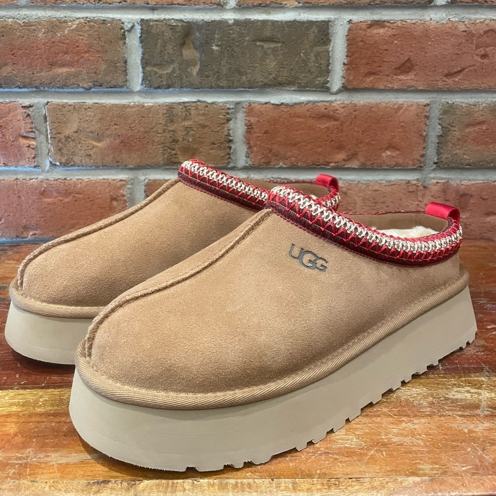 Ugg Tazz